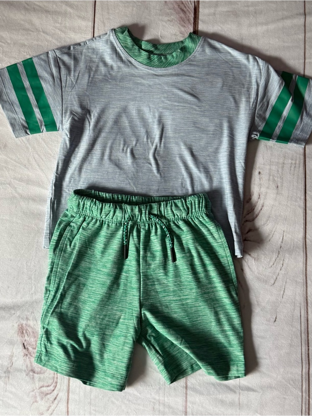 Hanna Andersson UV T-Shirt + Matching Shorts Set size 85 (2t) - Picture 6 of 7